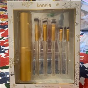 🎀 Kensie Travel Eye Brush Set 🎀